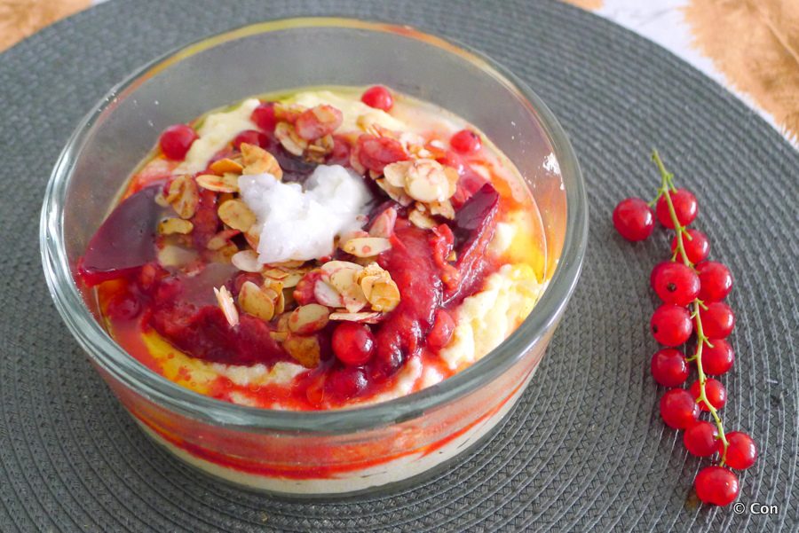 Griesmeelpap met aalbessen recept ~ minder koolhydraten, maximale smaak ~ www.con-serveert.nl