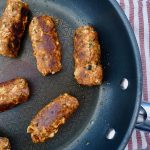 Tofu cevapcici, vegan Balkan worstjes, koolhydraatarm recept - lekker genieten begint bij Con-serveert.nl