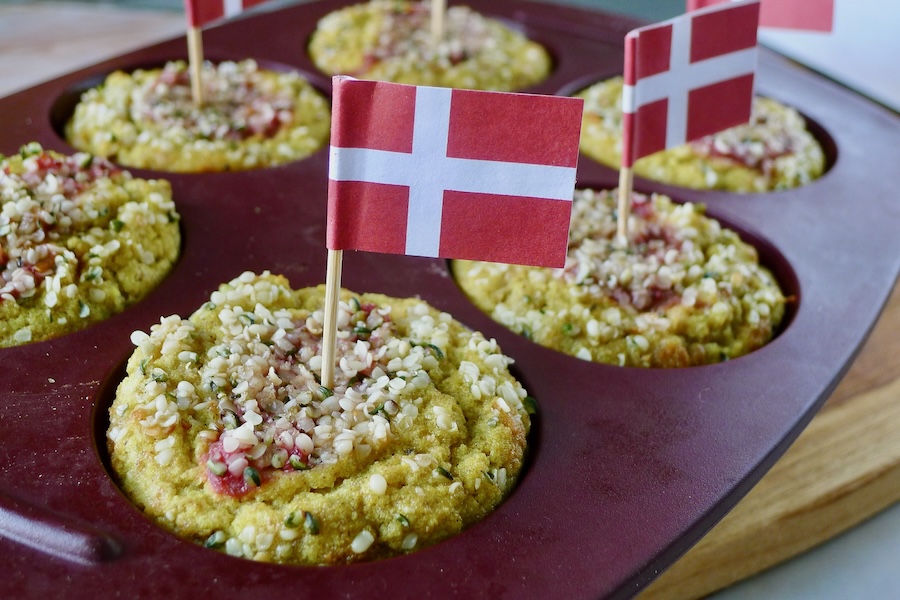 Rabarber muffins met saffraan, keto recept - koolhydraatarm genieten begint bij www.con-serveert.nl