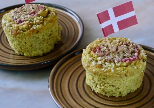 Rabarber muffins met saffraan, keto recept - koolhydraatarm genieten begint bij www.con-serveert.nl